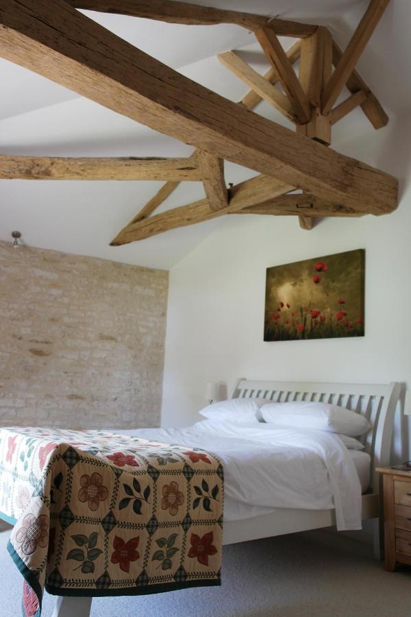 Gites Les Grandes Ecures Mons  Extérieur photo